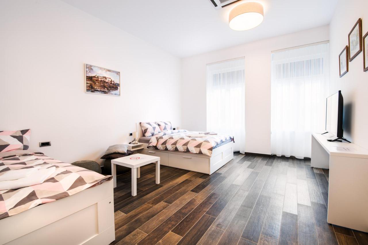 Apartmani Sterija Novi Sad Exterior photo