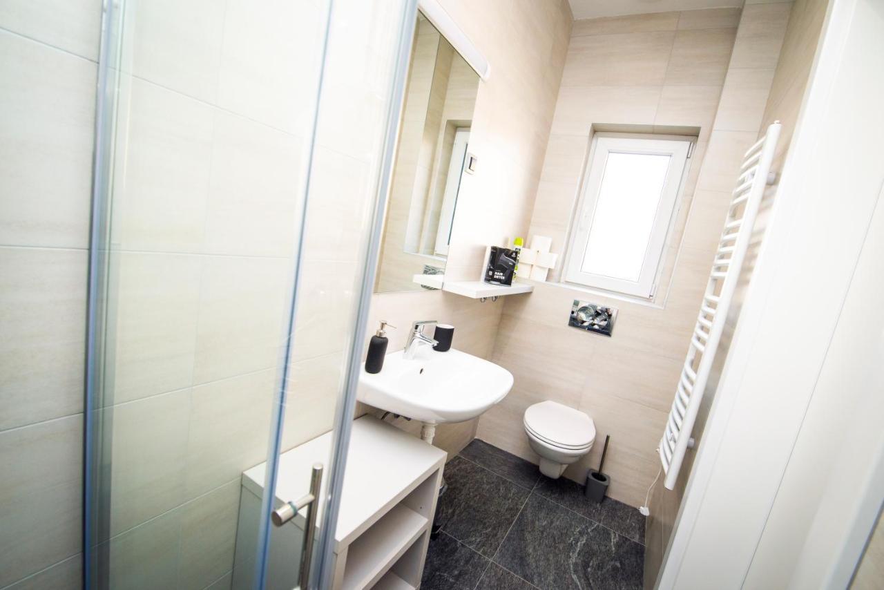 Apartmani Sterija Novi Sad Exterior photo