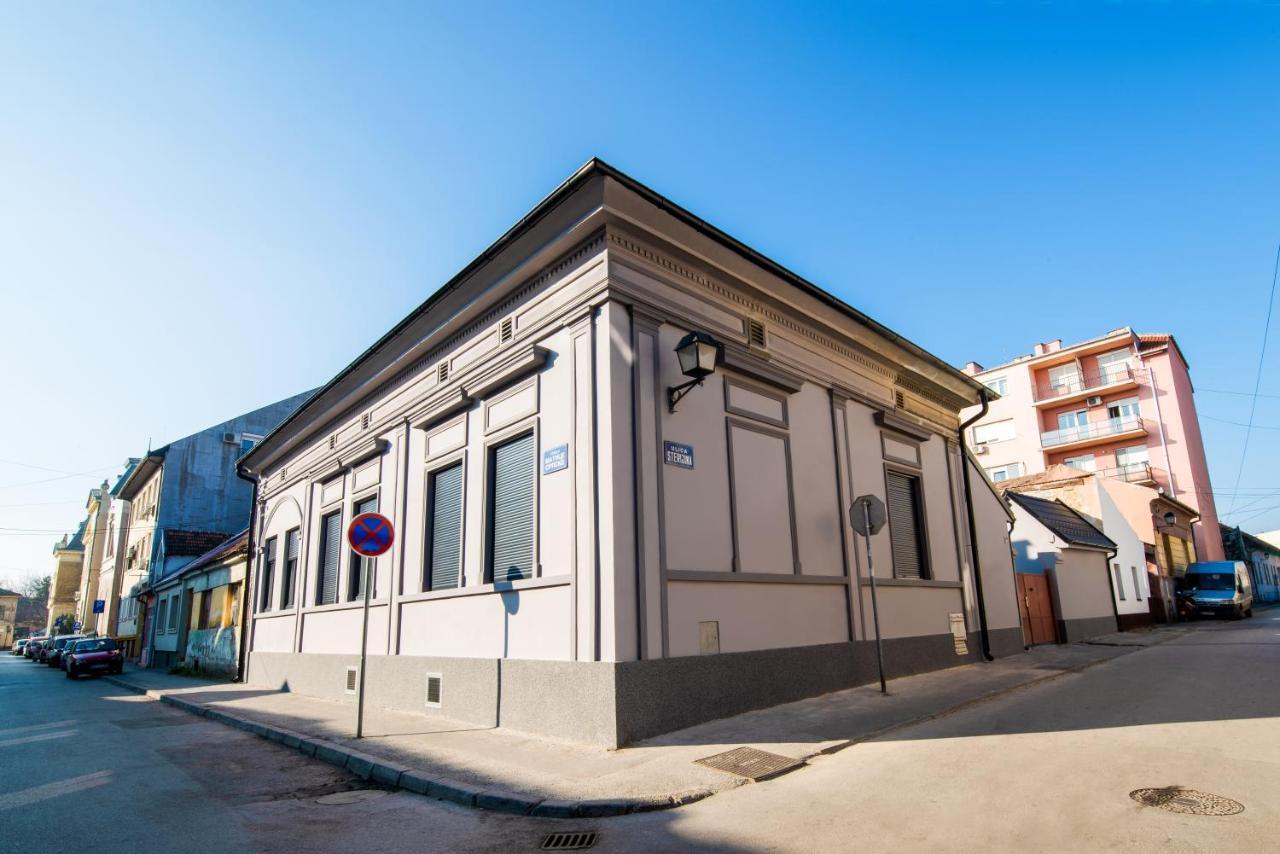 Apartmani Sterija Novi Sad Exterior photo